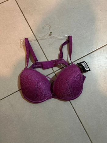 Soutiens gorge violet