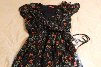 Robe dété noir fleurie