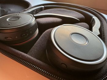 Casque sans fil Jabra Evolve 75 UC Stereo + Coque de protection + Câble USB neuf