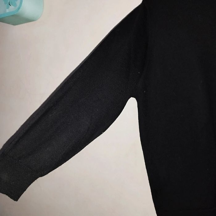 Pull doux col montant noir vintage - photo numéro 2
