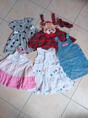 Lot de 5 robes 12 mois