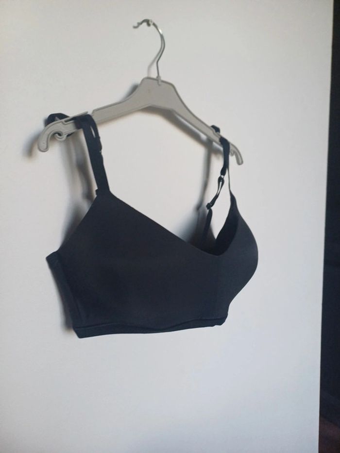 Bralette NEUVE Sloggi en 40/L - photo numéro 2