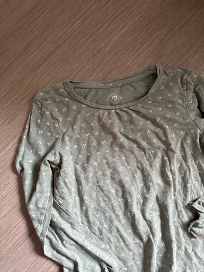 Tee shirt 6/7 ans tex très bon état - photo numéro 3