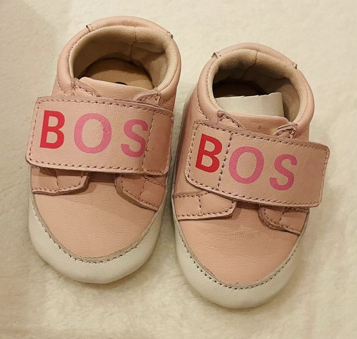 Petites chaussures / Baskets Boss Rose taille 16 - photo numéro 4