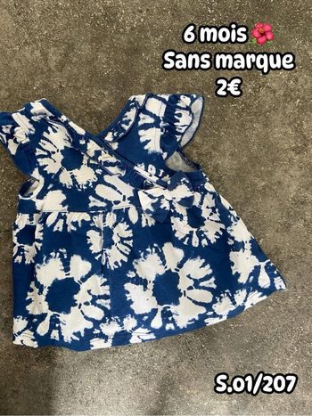 T-shirt 🌺 6 mois 🌺 Sans marque