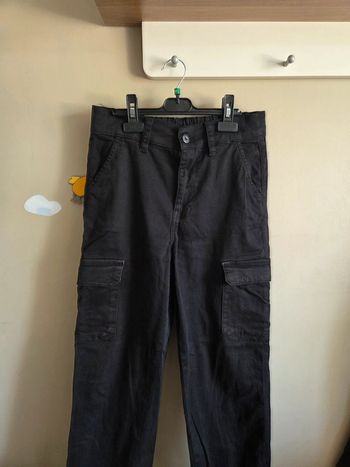 Pantalons forme cargo