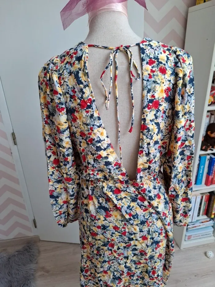 Robe décolleté dos - photo numéro 4