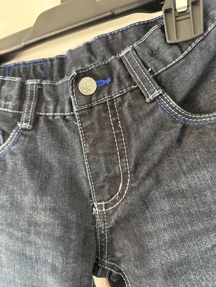 👖jean brut - garçon - 110 cm - très bon état -lupilu - skateboard - photo numéro 3