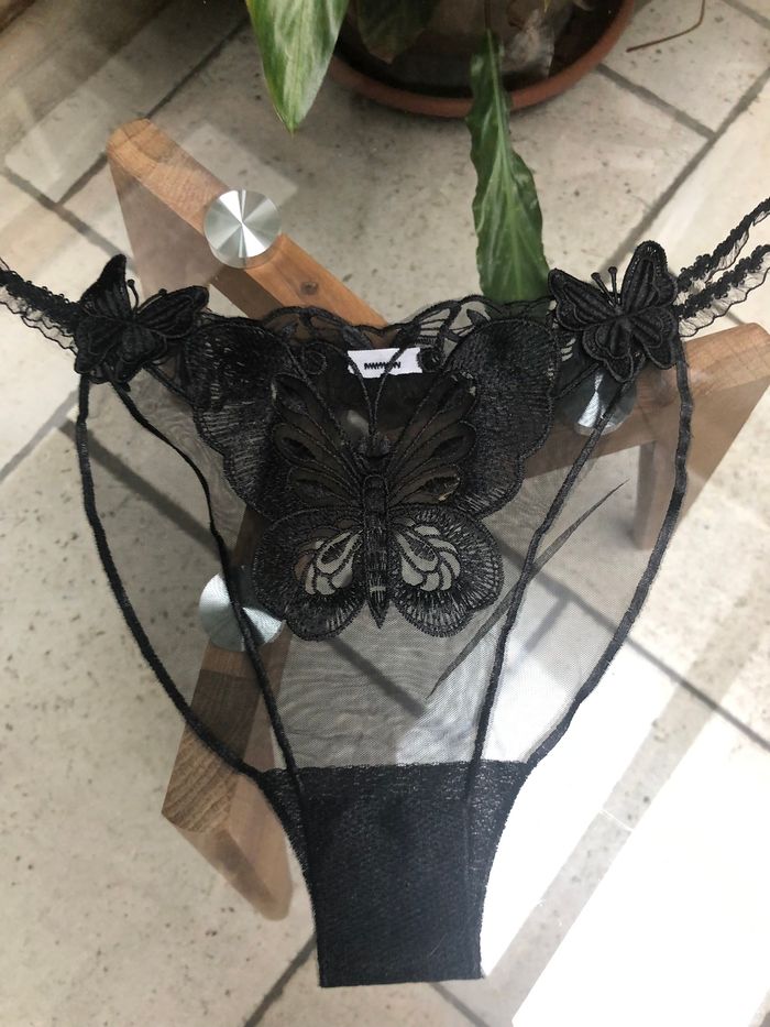 culotte noire papillon S - photo numéro 2