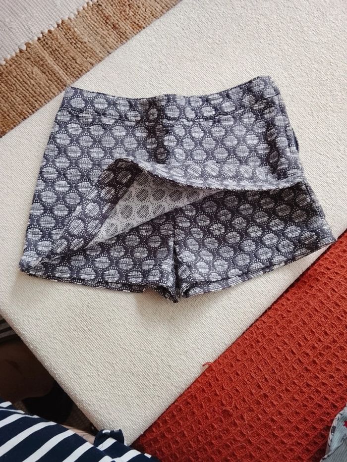 Jupe short - photo numéro 2