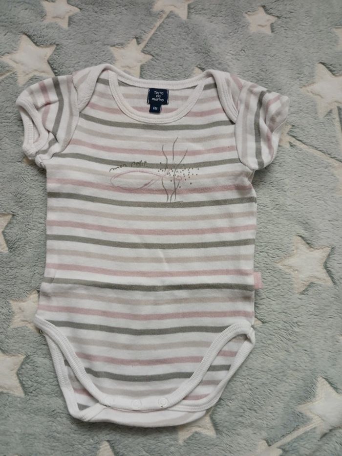 Lot d'habits 6 mois - photo numéro 4