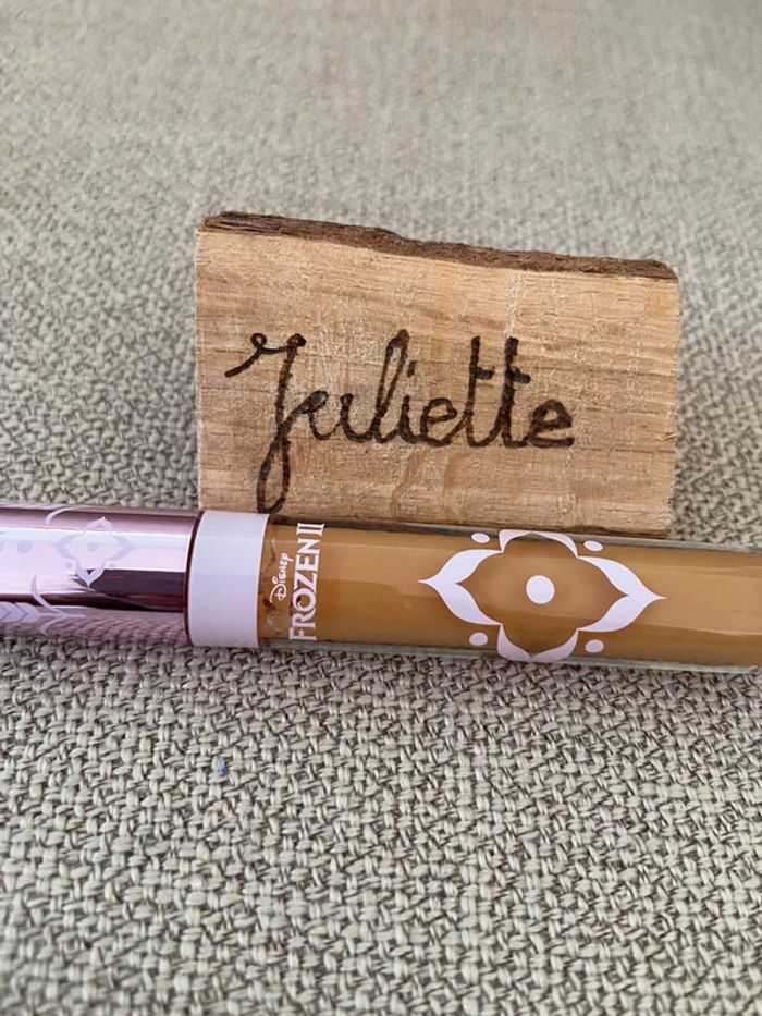 Gloss Free Spirit ColourPop x Disney La Reine des Neiges Neuf, jamais utilisé - photo numéro 3