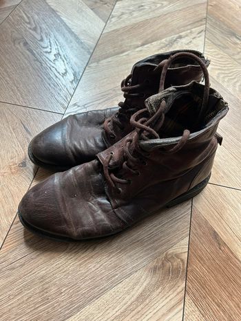 Chaussures en cuir