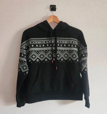 Sweat à capuche femme S Cache Cache – noir motif nordique – très bon état