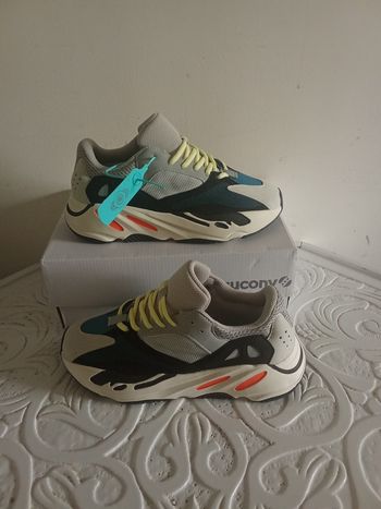 Adidas Yeezy wave runner 