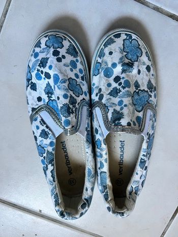 Chaussure bateau fleur blanc et bleu vertbaudet taille 32