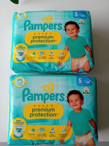 Lot de 2 sachets pampers premium protection taille 5