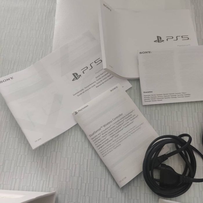 PlayStation 5 Pro avec lecteur de disque/Dualsense Chroma Pearl/MINT + FACTURE - photo numéro 6