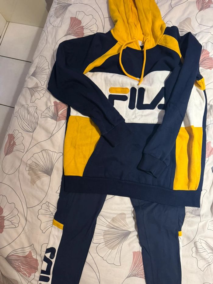 Ensemble fila