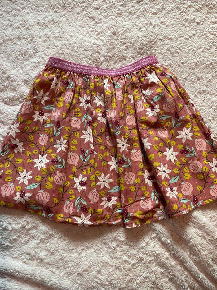 Jupe courte - photo numéro 5