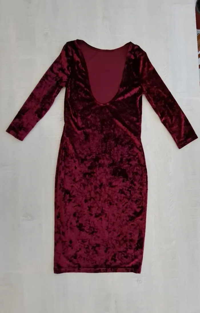 Robe velours rouge bordeaux - Atmosphère - taille 36 - dos nu - soirée - photo numéro 2