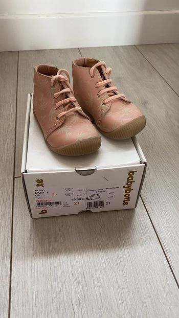 Bottine babybotte taille 21