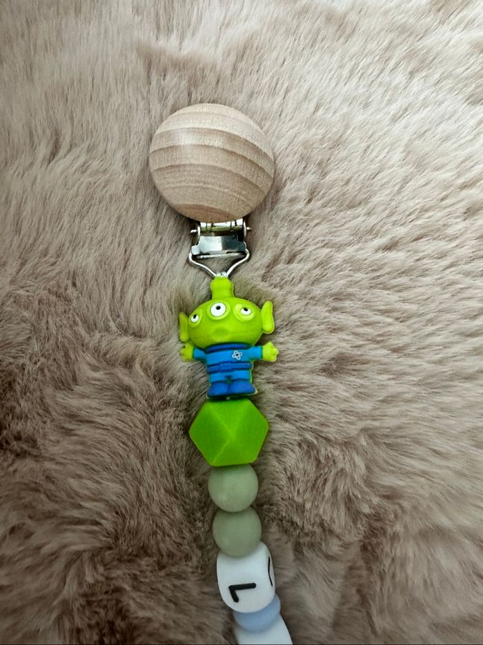 Attache tétine buzz - photo numéro 2