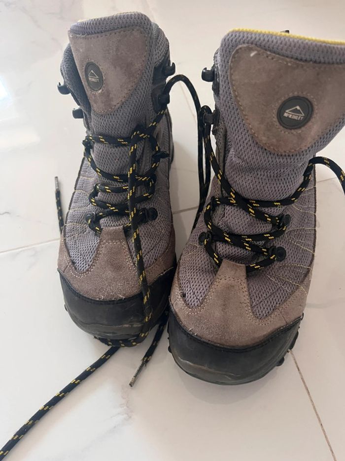 Chaussures de randonnée, montagne
