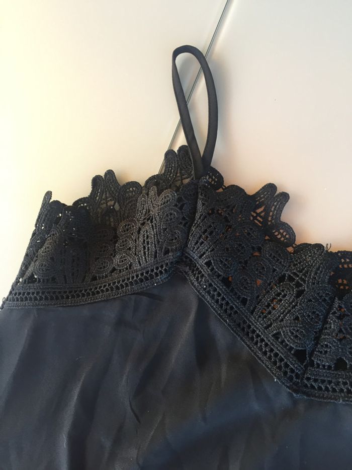 robe noire/tunique longue avec dentelle - photo numéro 2