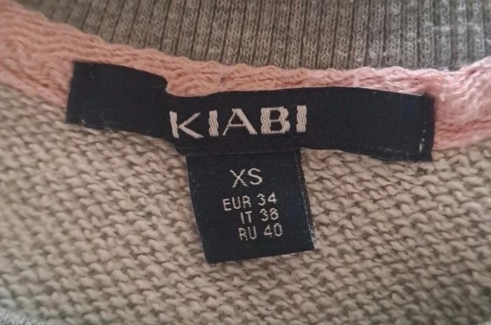 Joli Sweat-shirt - photo numéro 4