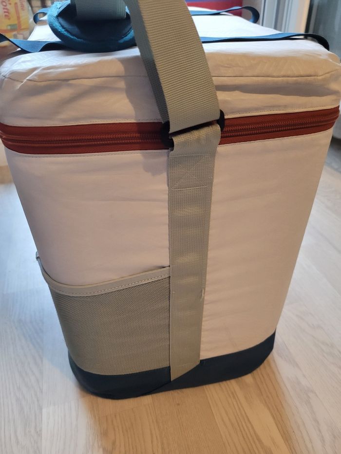 glacière autogonflante queshua 25L (25e) - photo numéro 4