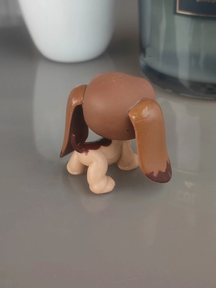Littlest Pet Shop tan brown basset hound dog #665 - photo numéro 2