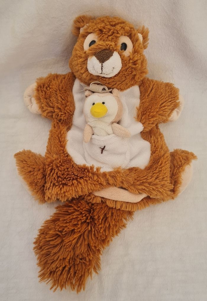 Doudou marionnette ecureuil avec marionnette doigt hibou - Histoire d'ours