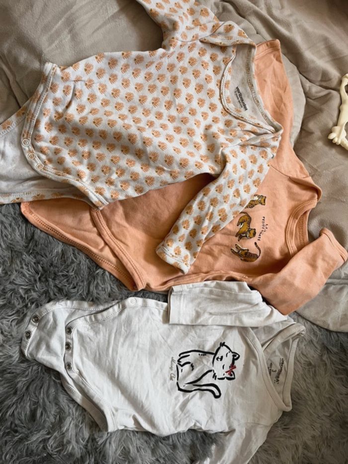 Lot 3 bodies - taille 3 mois