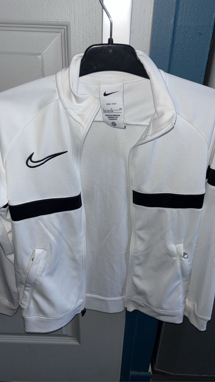 Veste Nike - photo numéro 2