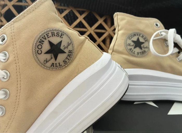 Converses femmes plateforme neuve - photo numéro 3