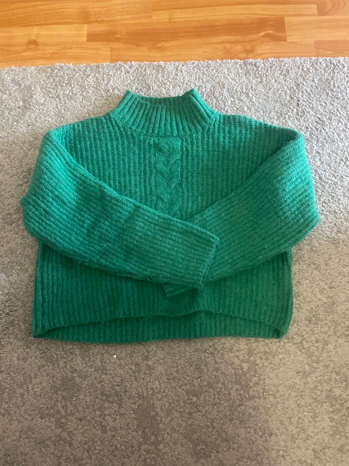 Pull en laine vert - photo numéro 3