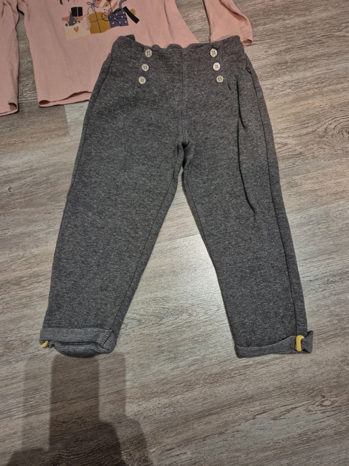Pantalon gris à pont Obaibi et tee shirt manches longues rose - photo numéro 2