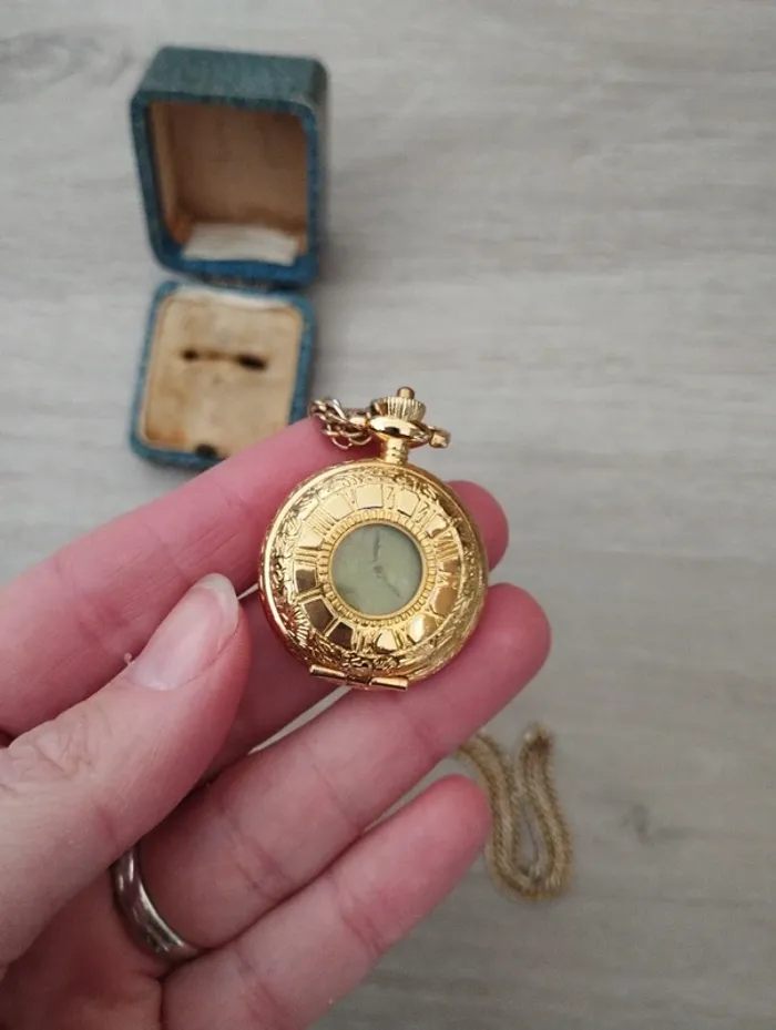 Montre à gousset vintage dorée - photo numéro 3
