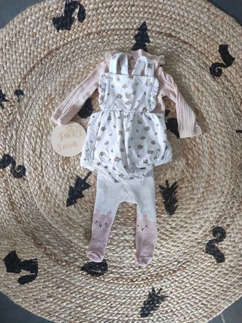 Ensemble bébé fille 3 mois