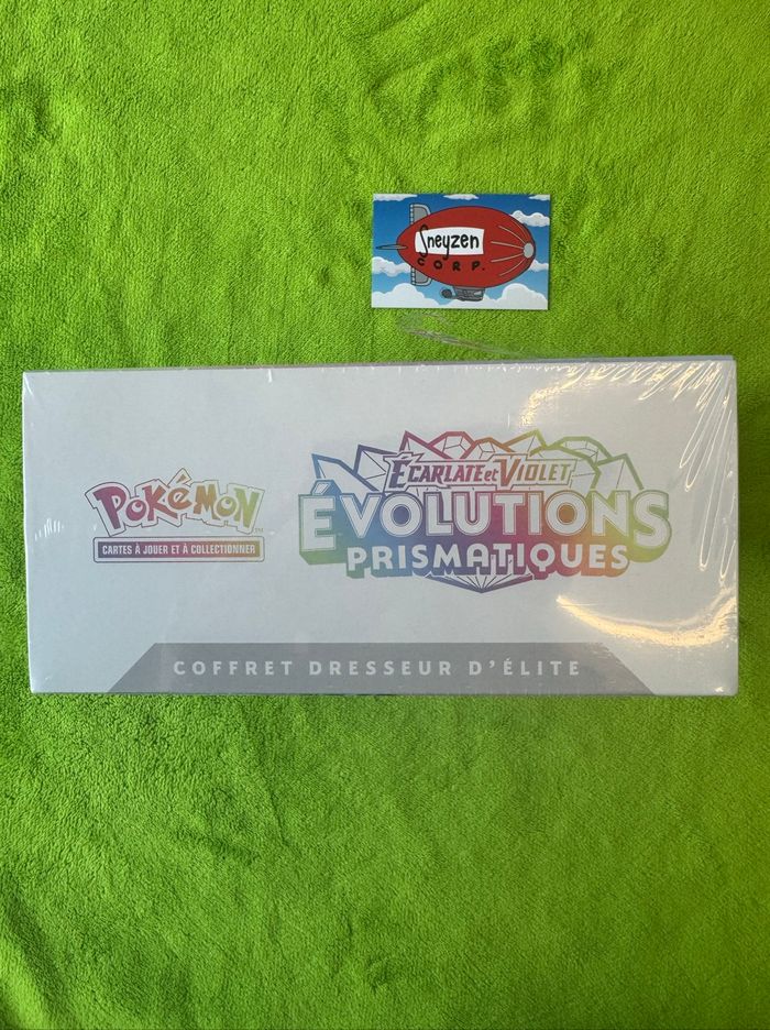 Coffret Dresseur d'Élite ETB Pokémon Évolutions Prismatiques EV8.5 Neuf et scellé - photo numéro 3