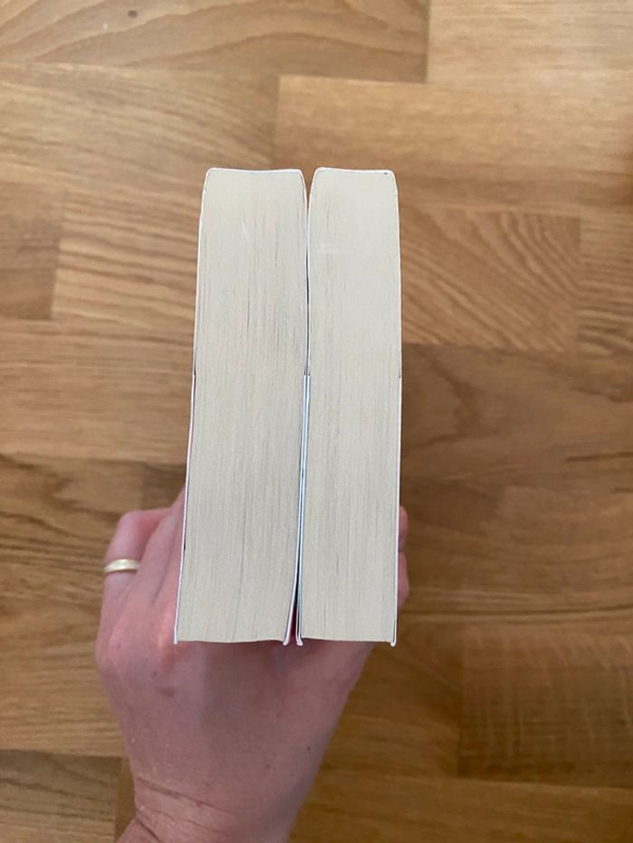 Lot livres série complète le contrat tome 1,2,3 Hugo poche new romance - photo numéro 4