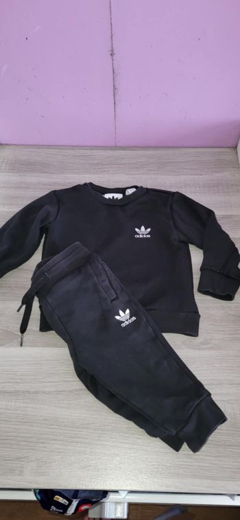Ensemble adidas 12 mois