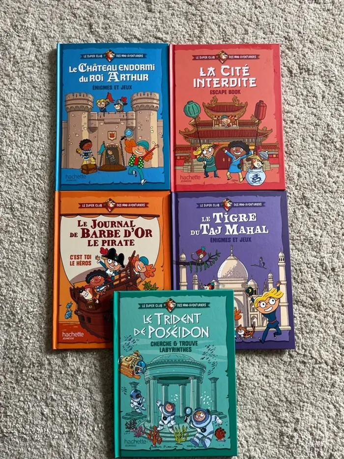 Lot de 5 livres le super club des mini-aventuriers
