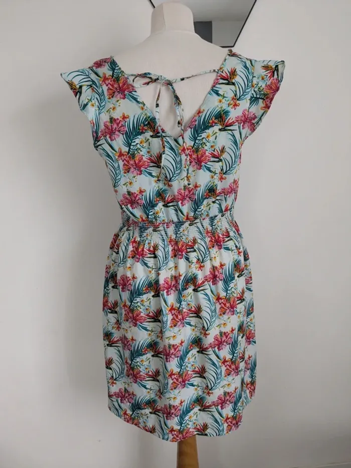 Robe fleurie T40 : U Collection - photo numéro 4