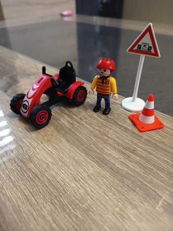 Playmobil spécial plus 4759 enfant avec kart rouge