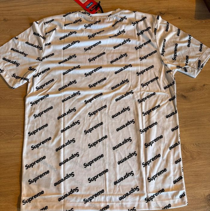 t-shirt manches courtes homme SUPREMe taille L neuf sous blister avec étiquettes - photo numéro 4