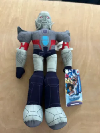 Peluche Transformers megatron