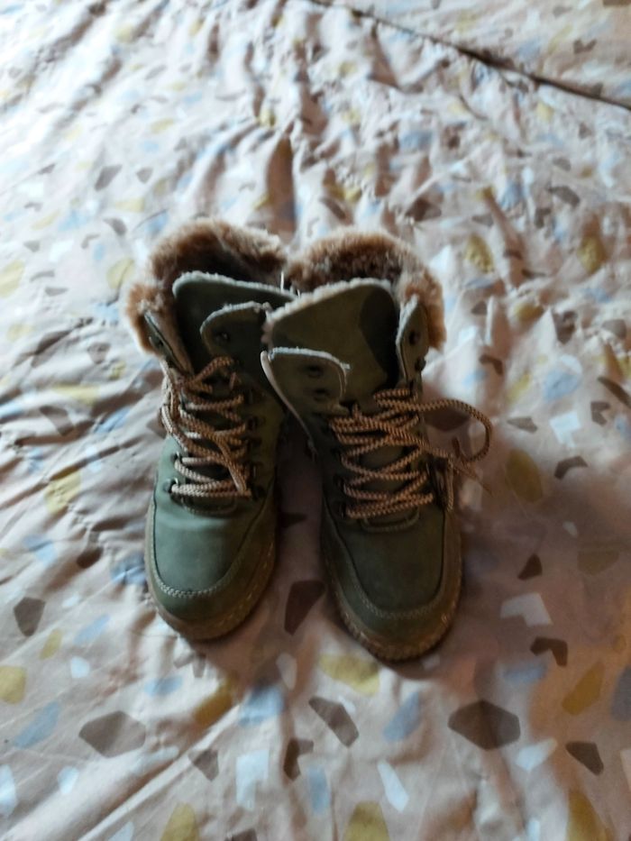 Chaussures à lacets