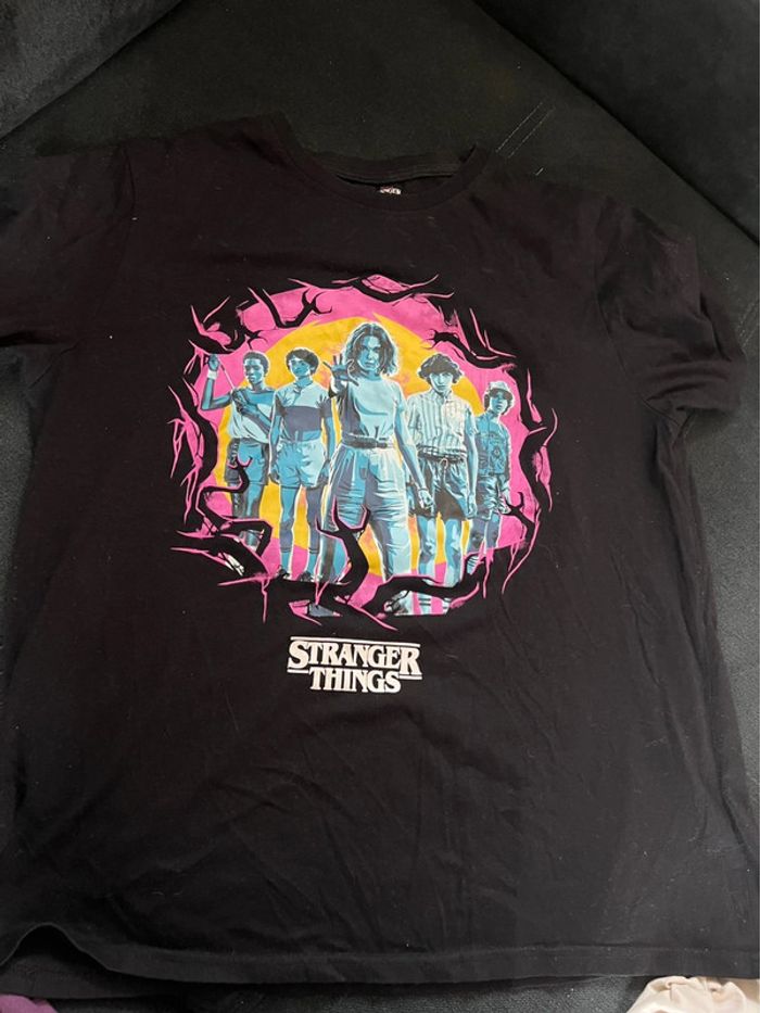 T-shirt Stranger things undiz